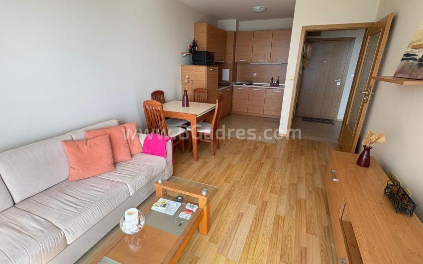 Апартамент с гледка море в к-с Алекс Бийч І №4598