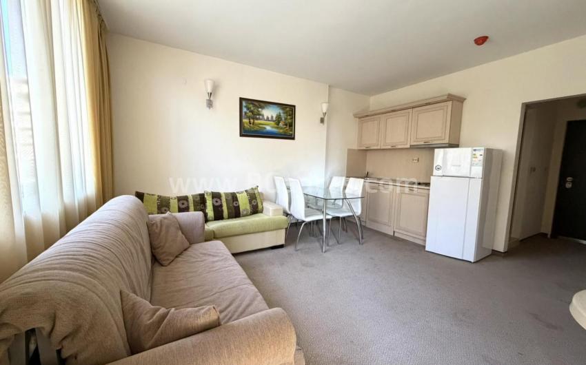 Apartment at a bargain price on the seaside І №4538