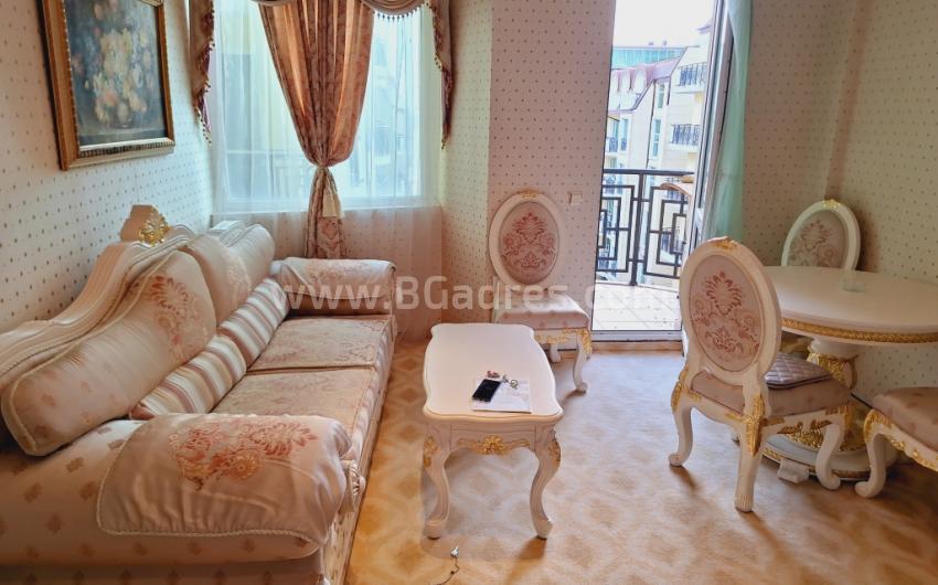 Двухкомнатная квартира с мебелью в Бургасе