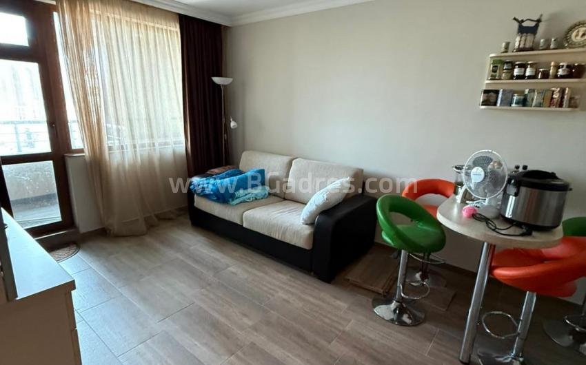 Квартира в жилом доме в Помории І №4615