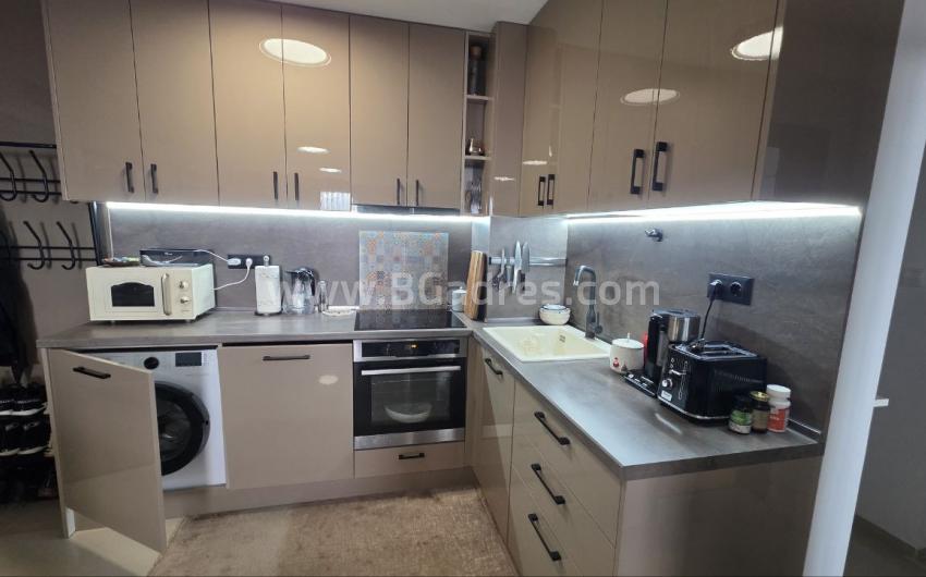 Апартамент с гледка море в Свети Влас І №4515