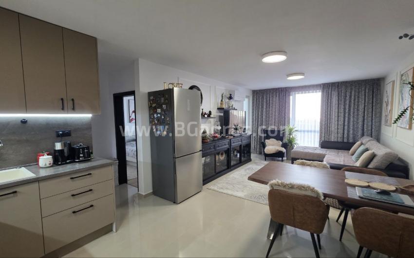 Апартамент с гледка море в Свети Влас І №4515