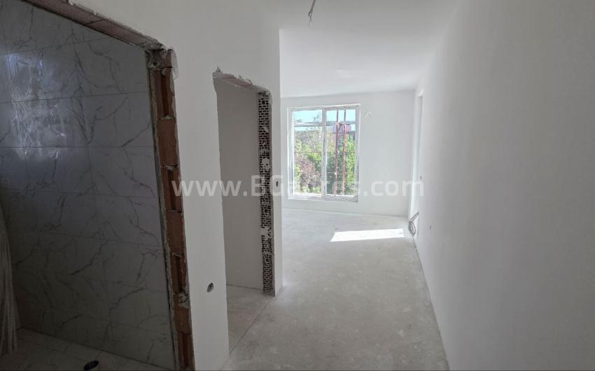 Студия без таксы за обслуживание на Солнечном Берегу І №4431