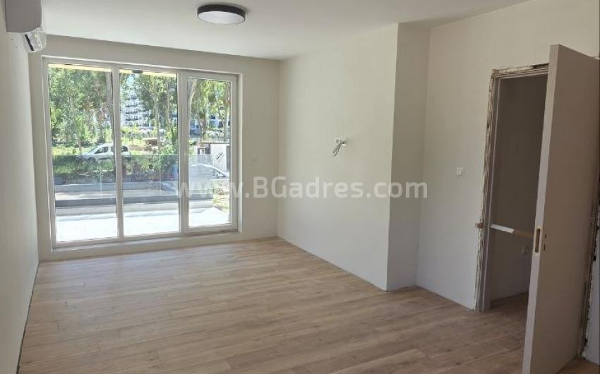 Dreizimmerwohnung mit Parkplatz am Meer І №4467
