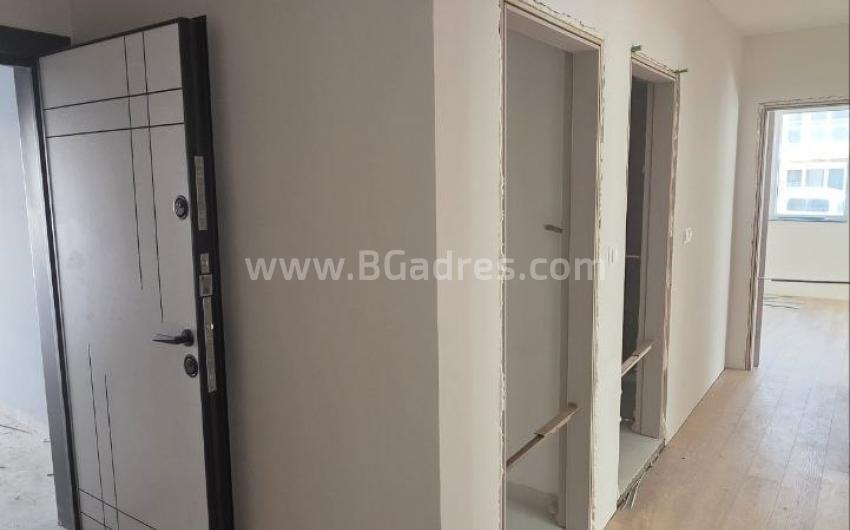 Dreizimmerwohnung mit Parkplatz am Meer І №4467
