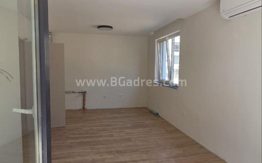 Dreizimmerwohnung mit Parkplatz am Meer І №4467