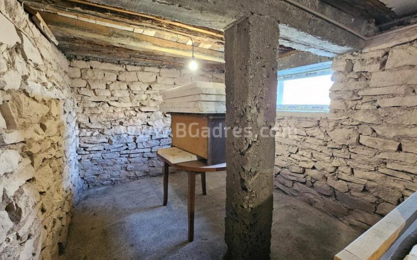 Дом с ремонтом рядом с Бургасом І №4298