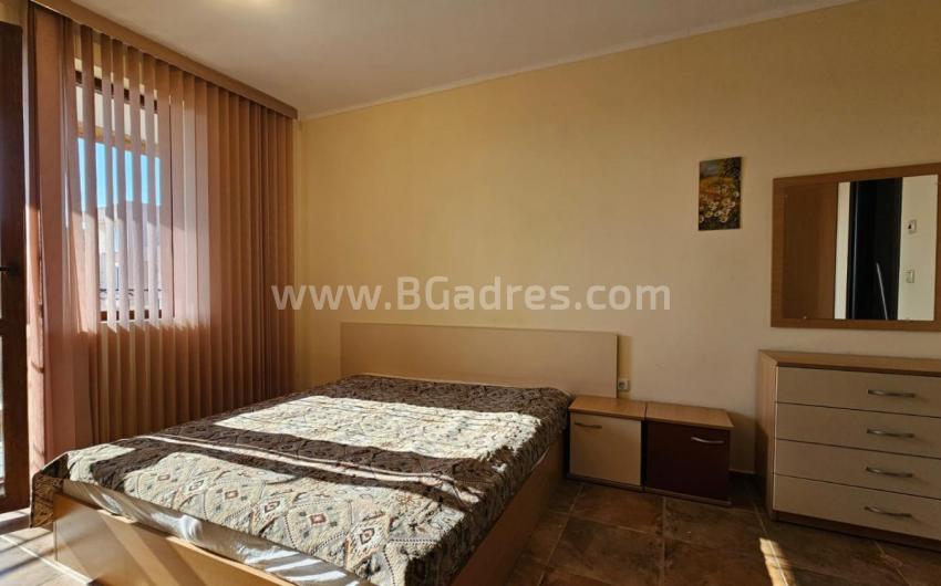 Тристаен апартамент в комплекса Аполон І №4379