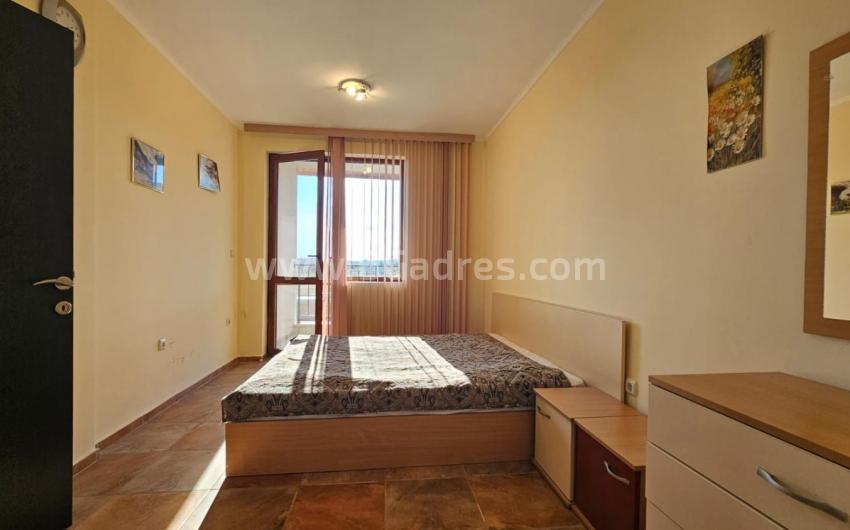 Тристаен апартамент в комплекса Аполон І №4379