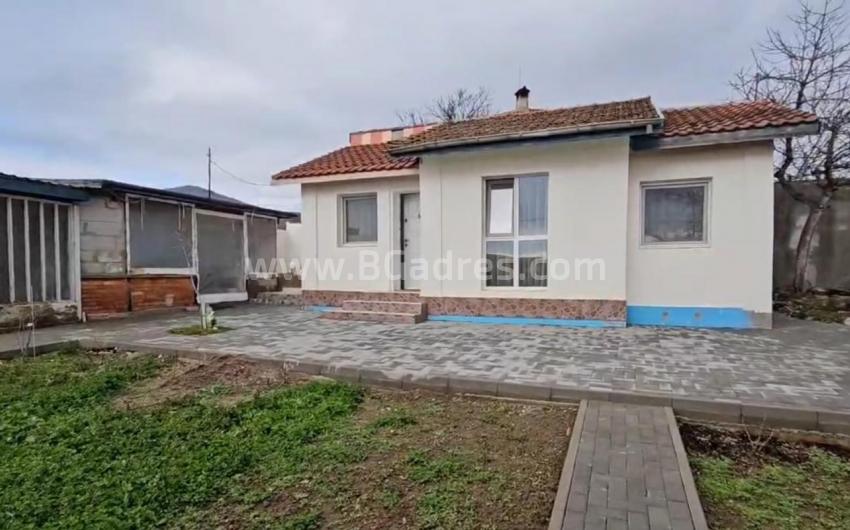 Недорогой дом в Кошарице І №4570