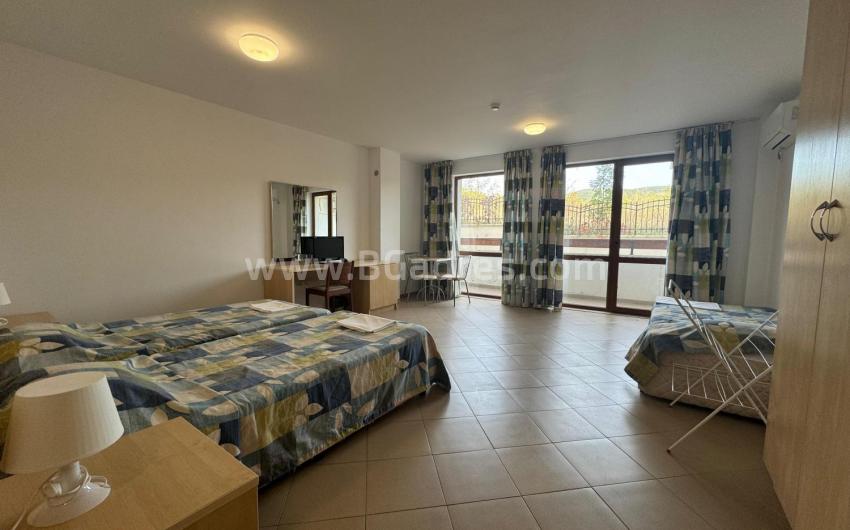 Studio in the Gardenia Hills complex І №4742