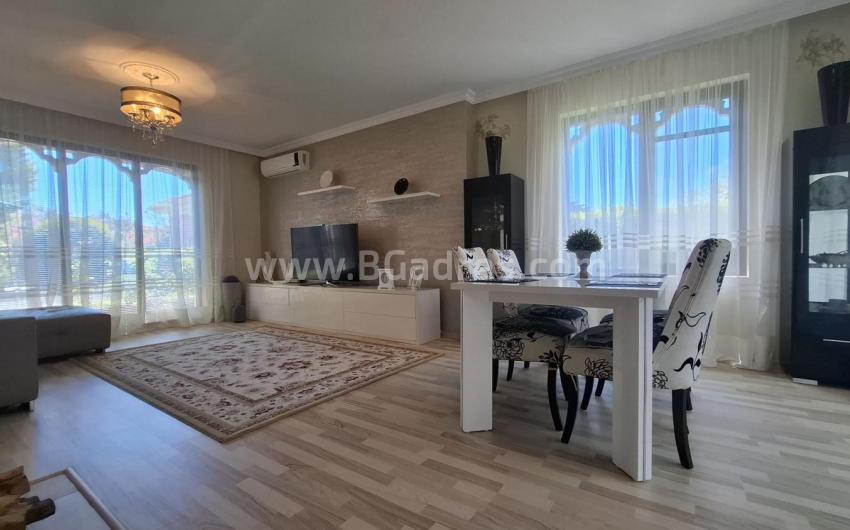 Дом в комплексе Виктория Роял Гарден І №4850