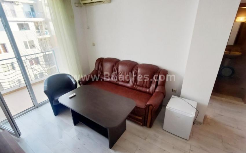 One bedroom apartment at a bargain price І №3323