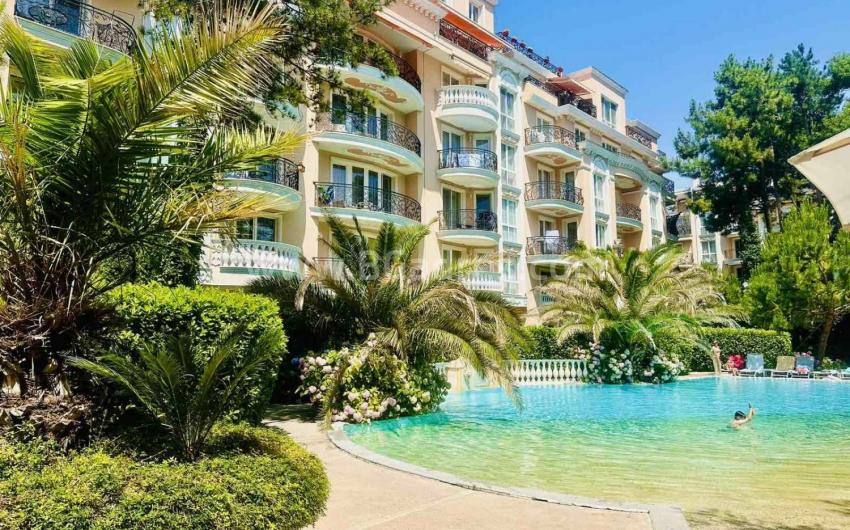 Квартира с парковкой на Солнечном Берегу І №4572