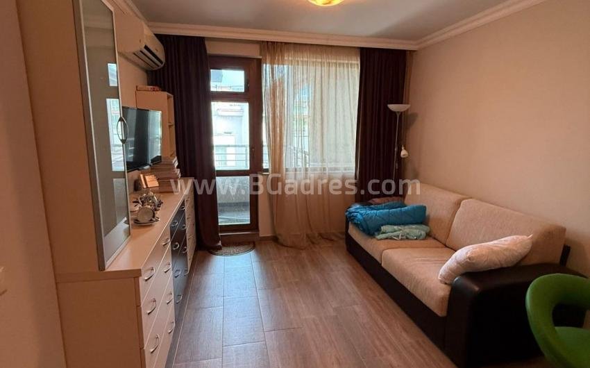 Квартира в жилом доме в Помории І №4615