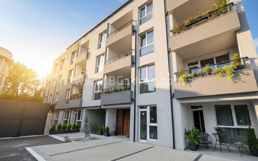 Двухкомнатная квартира в Сарафово І №4773