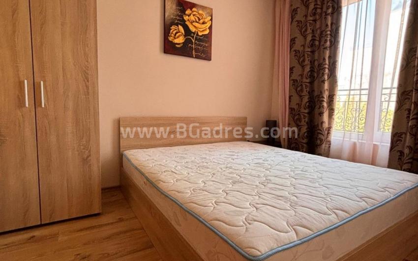 Apartment in the Dawn Park complex І №4670