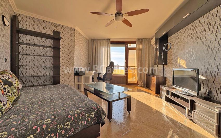 Апартамент с камина до морето І №4525