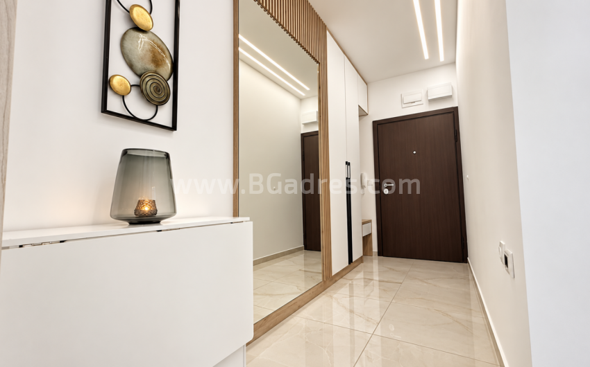 Sea front apartment in Sarafovo І №4875