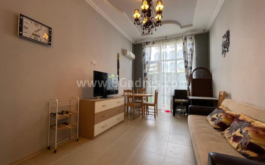 Apartment with own courtyard І №2914