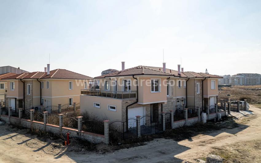 A new house for year-round living in Pomorie І №2887