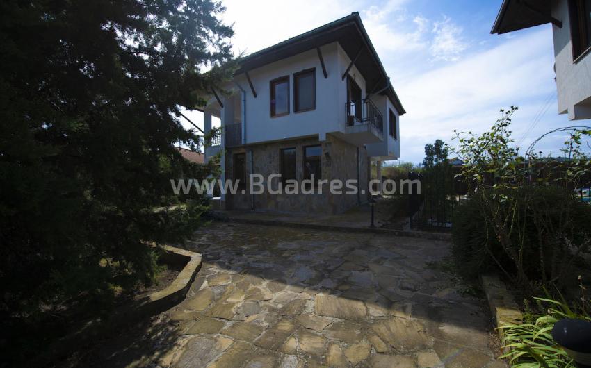 House near the sea at a bargain price | №2266
