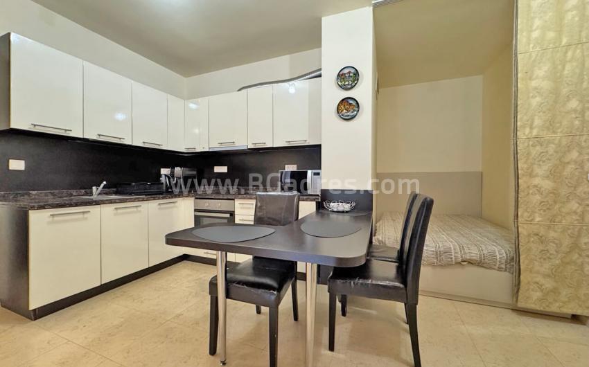 Квартира в комплексе Райский Сад І №4412