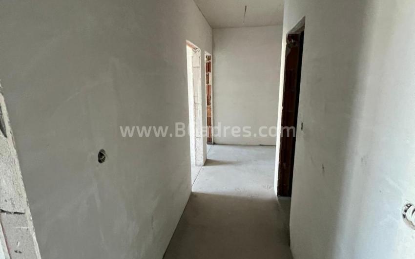 Two-bedroom apartment with a garage in Sarafovo І №3873