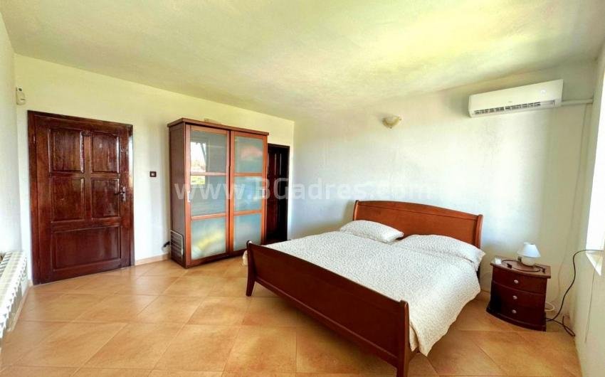 Haus im Dorf Bata І №4613