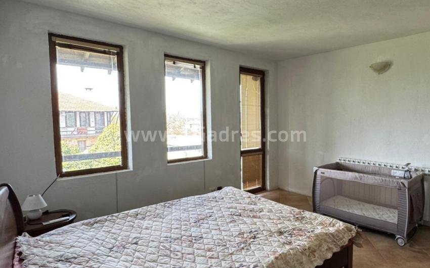 Haus im Dorf Bata І №4613