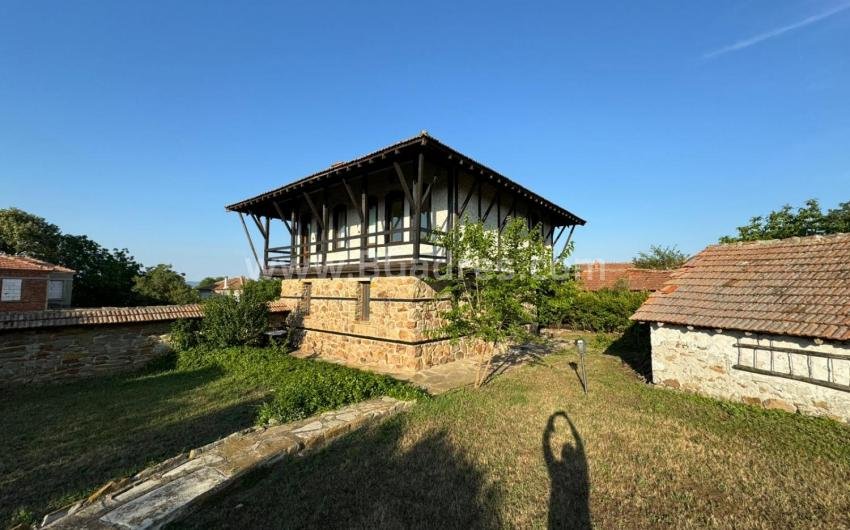 Haus im Dorf Bata І №4613