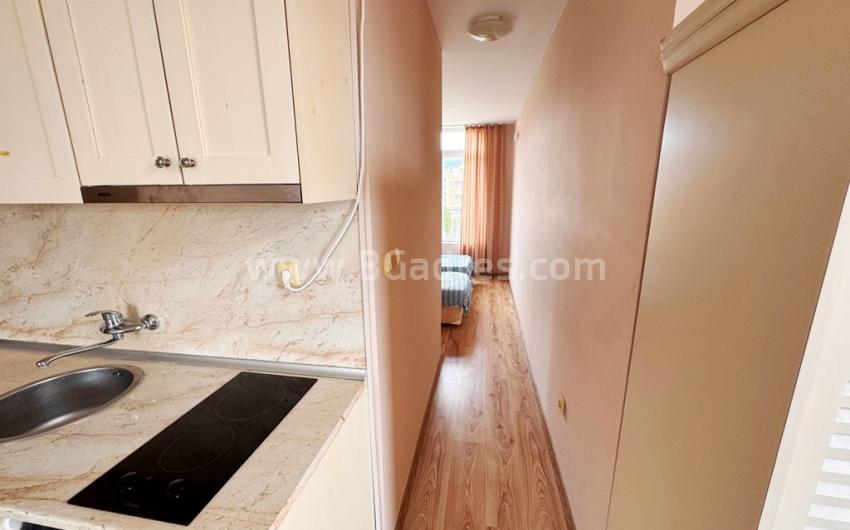 Apartment in the Dawn Park complex І №4803