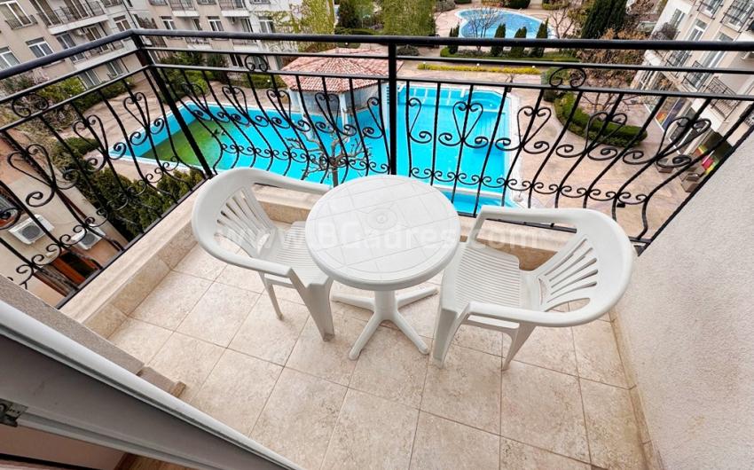 Apartment in the Dawn Park complex І №4803