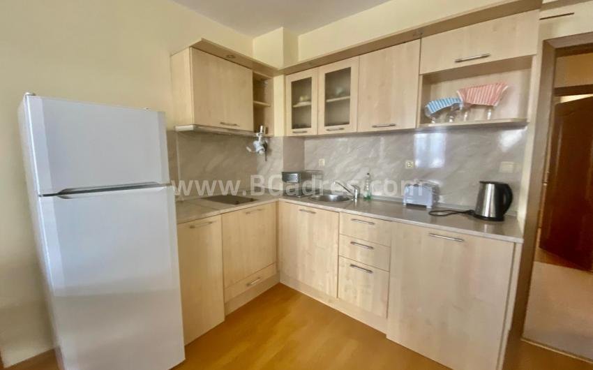 Cheap two bedroom apartment on the seaside І №3222