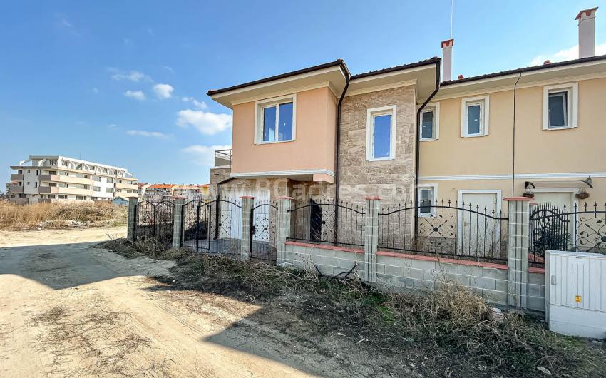 A new house for year-round living in Pomorie І №2887