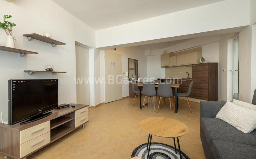 Sea view apartment at a bargain price І №3212