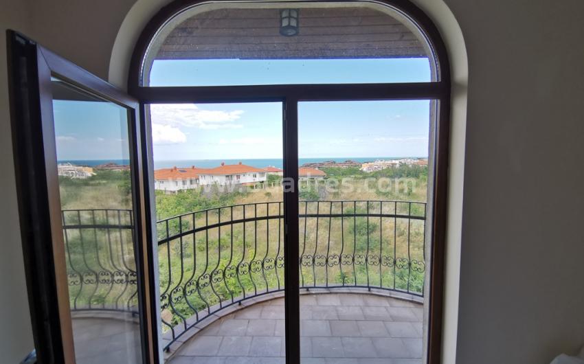 Евтин апартамент с изглед към морето в Созопол | No 2041