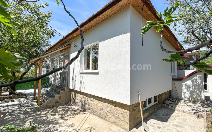 Дом с ремонтом в поселке Горица І №3216