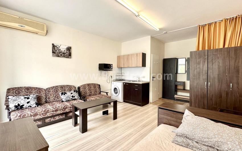 Студия в центре Солнечного Берега І №4414