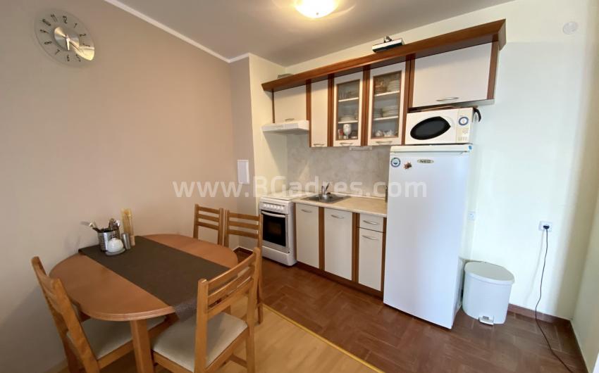 Apartment with sea view in Elenite I №2452