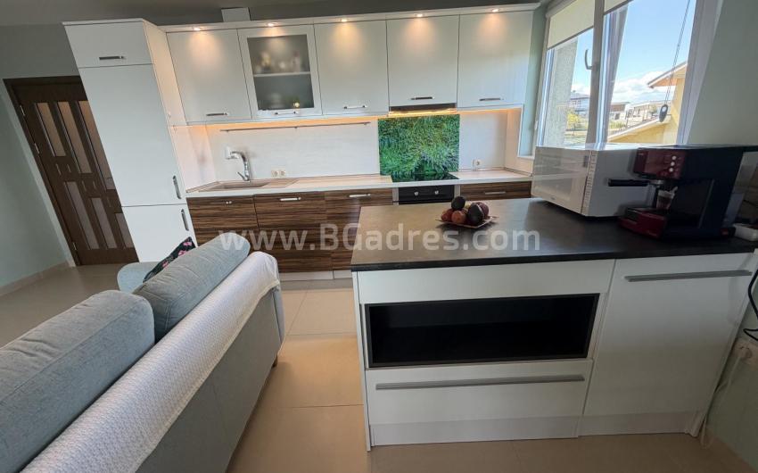 Sea view apartment in Chernomorets І №4805