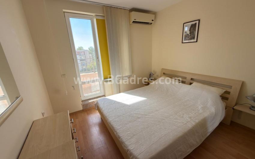 Апартамент в комплекс Холидей Форт І №4374