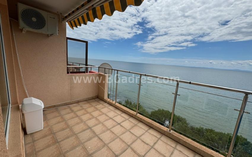 Apartment with direct sea view І №3661