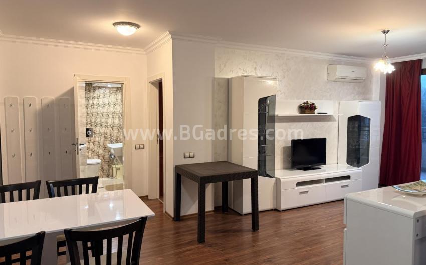 Sea view apartment in Pomorie І №4664