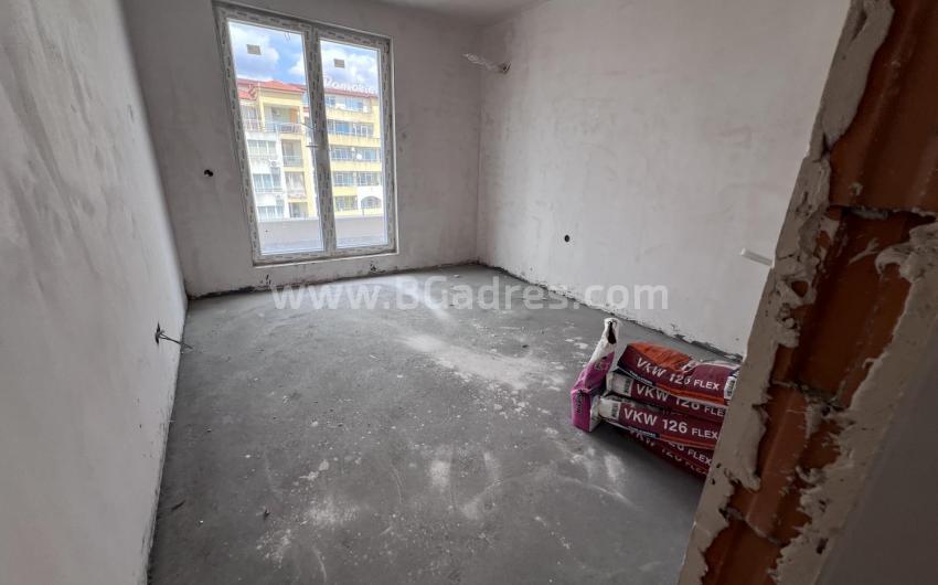 Апартамент в жилищна сграда в Поморие І №4321