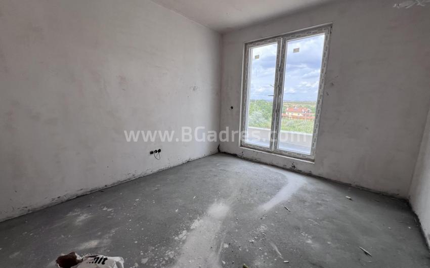 Апартамент в жилищна сграда в Поморие І №4321