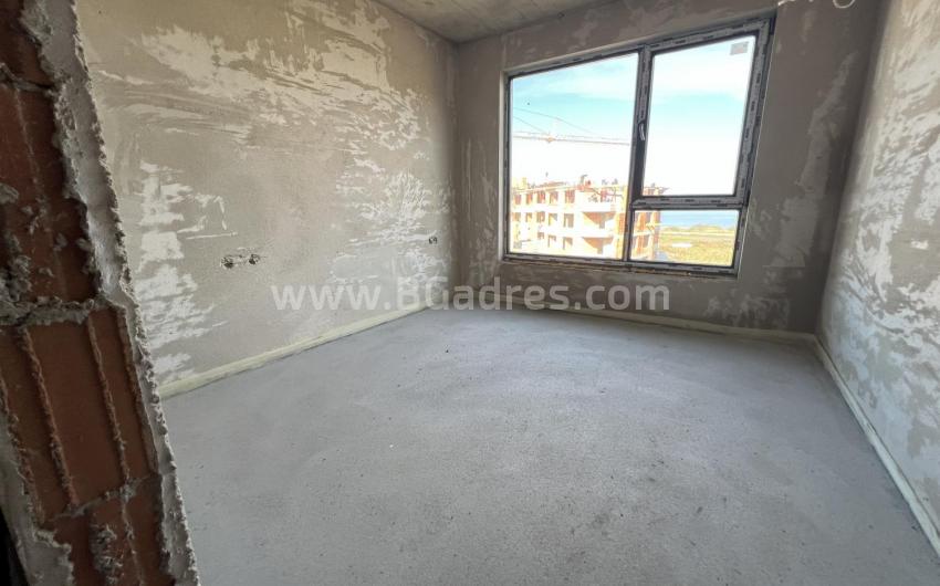 Апартамент в жилищна сграда в Поморие І №4502