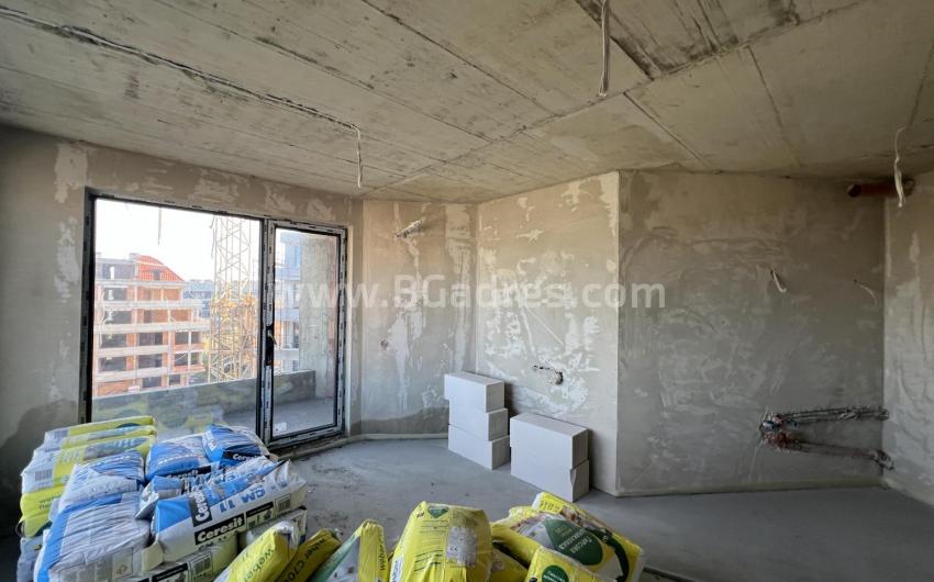 Апартамент в жилищна сграда в Поморие І №4502