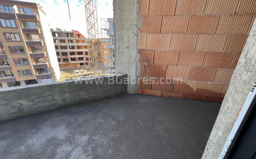 Апартамент в жилищна сграда в Поморие І №4502