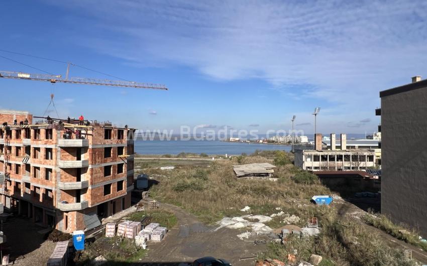 Апартамент в жилищна сграда в Поморие І №4502